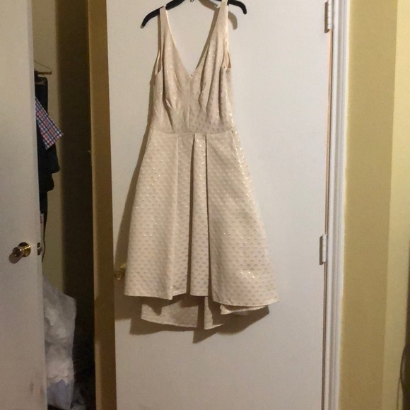 Women’s Metallic V-Back Brocade Hi-lo Dress - Picture 3 of 3